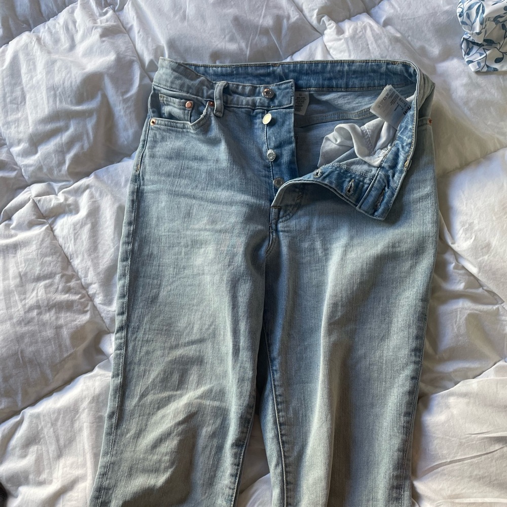 H&M denim light wash mom jeans